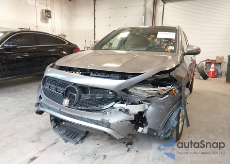 2022 Mercedes-Benz Gla 250 4Matic z USA, uszkodzony, nr VIN W1N4N4HB8NJ402827